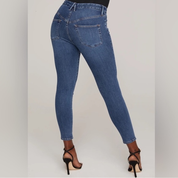 Good American Good Legs Slim Fit High Rise Jeans - Picture 4 of 10